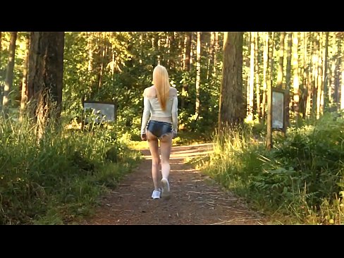 ❤️ Kaunis nainen liikkuu hitaasti, ei alaston video ❤❌ Porno at fi.trysex.ru
